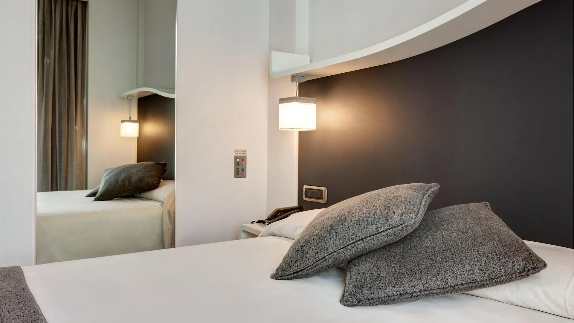 Best Western Premier Hotel Royal Santina Rome 4*,