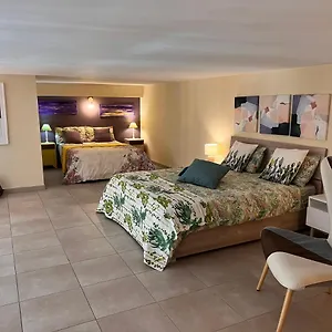 Zefia Apartament Katania
